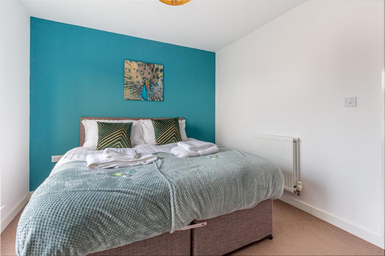 Liberty House - Perfect For Contractors - 2 Off-Road Parking Spaces Wolverhampton Luaran gambar